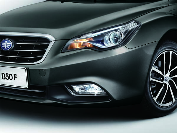 بسترن بی 50 اف